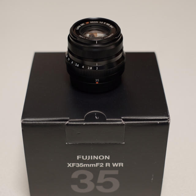 XF35mm F2 FUJIFILM Xマウント用 単焦点レンズ XF35mm F2 FUJIFILM Xマウント用 単焦点レンズ