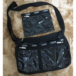 レスポートサック(LeSportsac)のショルダーバッグ(ブラックグリッター:デラックスエブリデイバッグ)(ショルダーバッグ)