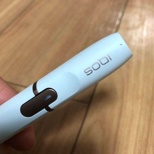 IQOS(アイコス)のIQOS ホワイト 中古品 2.4plus メンズのファッション小物(タバコグッズ)の商品写真