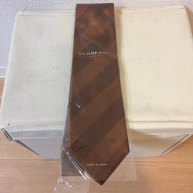 BURBERRY(バーバリー)の【新品未使用】バーバリー ネクタイ メンズのファッション小物(ネクタイ)の商品写真