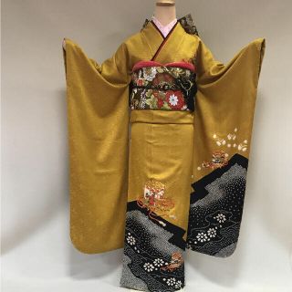 【新品】辛子色の絞りに刺繍の振袖フルセット