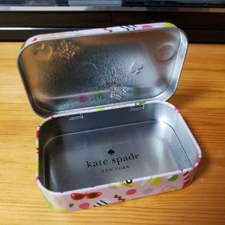 ケイトスペードニューヨーク(kate spade new york)のkate spade♠缶ケース(小物入れ)