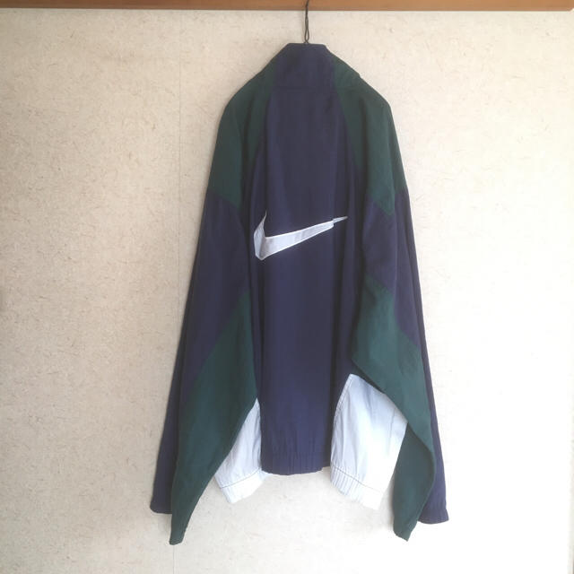 NIKE(ナイキ)のNIKE vintage90's Nylon Jackets XL 銀タグ メンズのジャケット/アウター(ナイロンジャケット)の商品写真