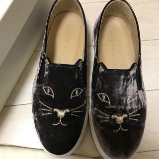 Charlotte Olympia - シャーロットオリンピアスリッポンの通販 by