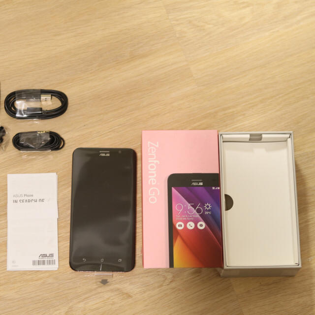 ASUS(エイスース)のZenFone GO Series ピンク ZB551KL-PK16SIMフリー スマホ/家電/カメラのスマートフォン/携帯電話(スマートフォン本体)の商品写真