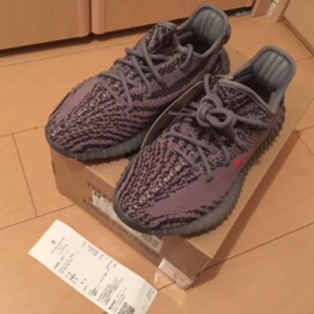 ★☆ YEEZY BOOST 350V2☆★(送料込み)23cm