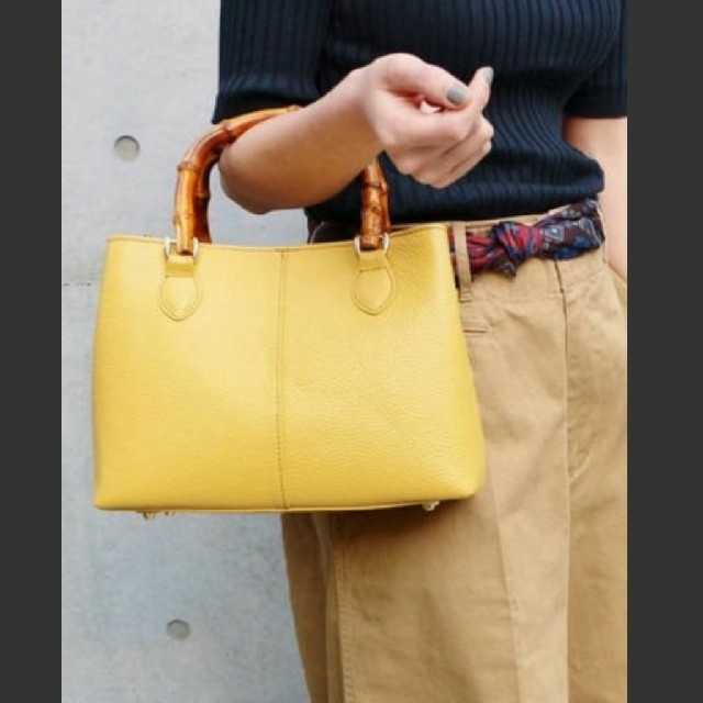 IENA(イエナ)のIENA VIOLA dORO バンブー ハンドルBAG レディースのバッグ(ショルダーバッグ)の商品写真