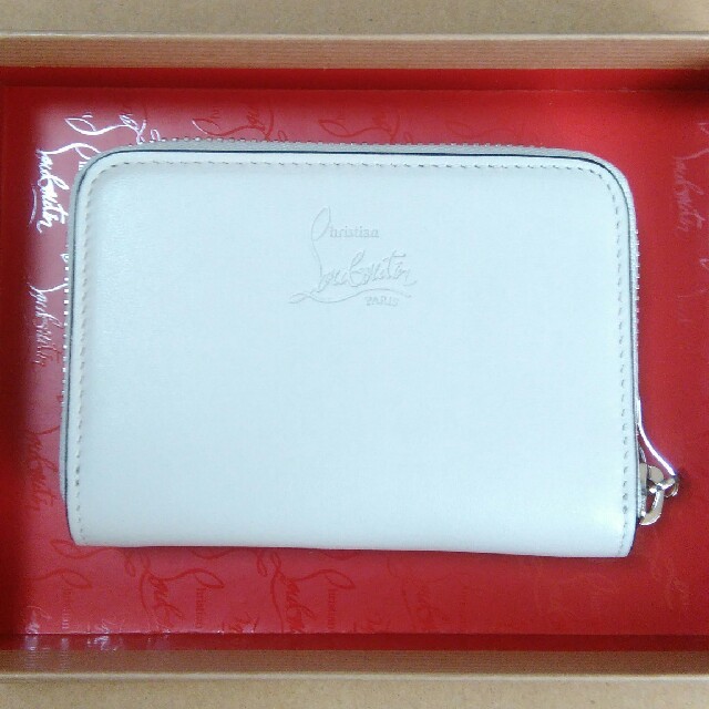 Christian Louboutin(クリスチャンルブタン)のPanettone Zipped Coin Purse / ivory レディースのファッション小物(コインケース)の商品写真