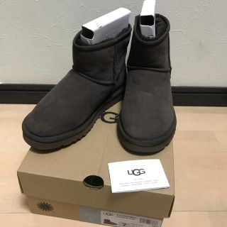 アグ(UGG)のUGG クラシックミニ 24cm 未使用に近い(ブーツ)