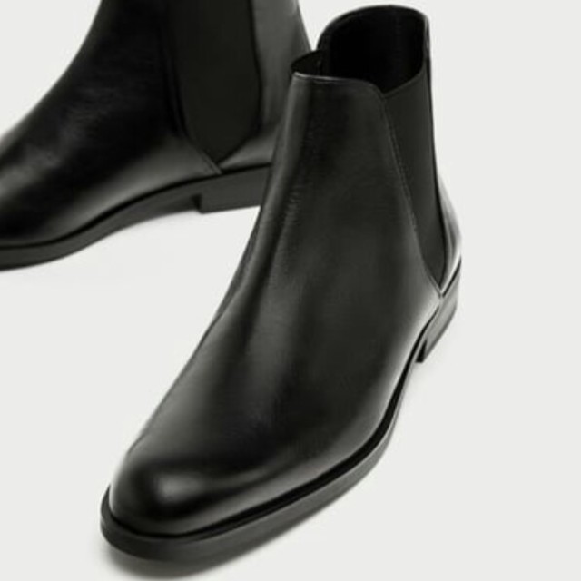 ZARA(ザラ)のお値下げ 新品 ZARA レザーブーツ 40 メンズの靴/シューズ(ブーツ)の商品写真