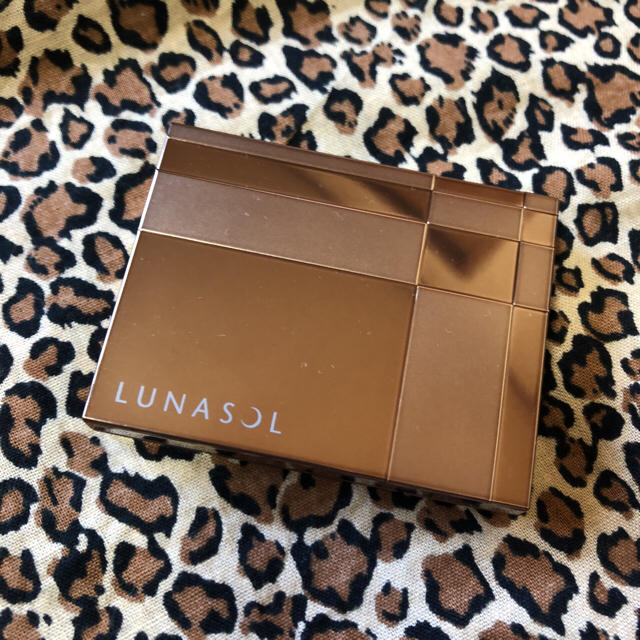 LUNASOL(ルナソル)のルナソル☆ハイライト01 コスメ/美容のベースメイク/化粧品(フェイスカラー)の商品写真