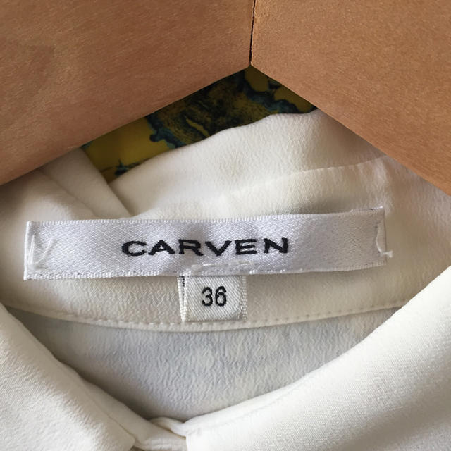 CARVEN(カルヴェン)の☆美品☆カルヴェンノットデザイン イエローワンピース 地図柄 36 レディースのワンピース(ひざ丈ワンピース)の商品写真