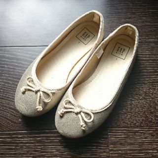 ギャップキッズ(GAP Kids)の美品！ GAP kids バレエシューズ ☆ ゴールド ☆ 20cm(その他)