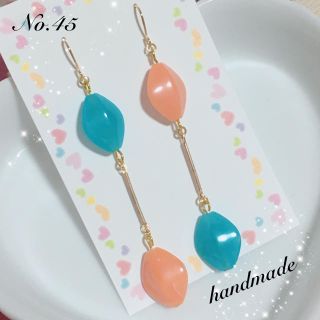 ビーズ アシンメトリー ピアス イヤリング(ピアス)