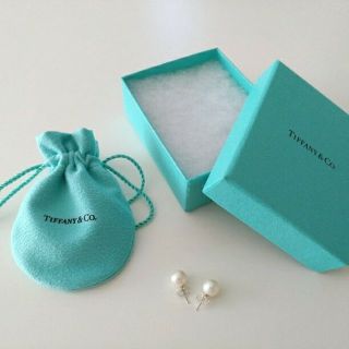 ティファニー(Tiffany & Co.)のTIFFANY　パール　ピアス　正規品　美品(ピアス)