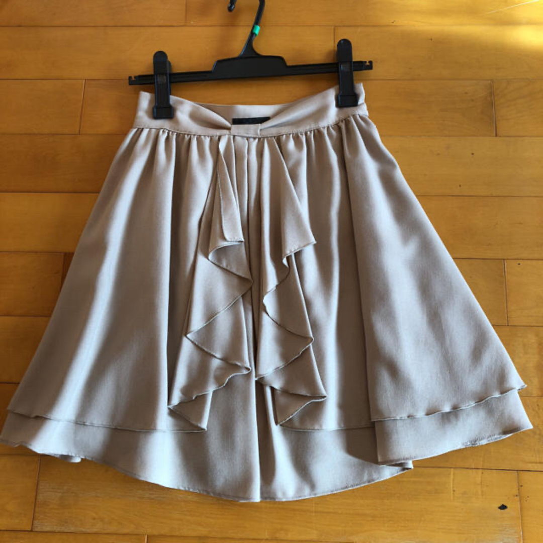 Swingle(スウィングル)のスウィングル  フリルフレアースカート レディースのスカート(ひざ丈スカート)の商品写真