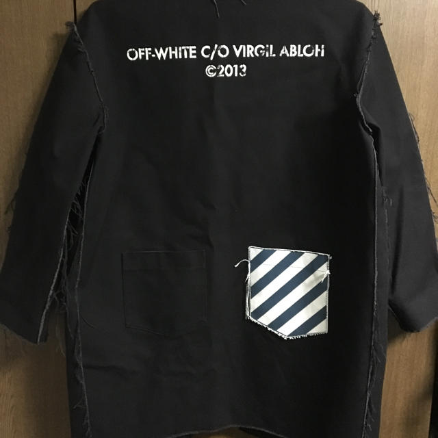 OFF-WHITE(オフホワイト)の値下げ！OFF-WHITE オーバーサイズコート！ メンズのジャケット/アウター(カバーオール)の商品写真