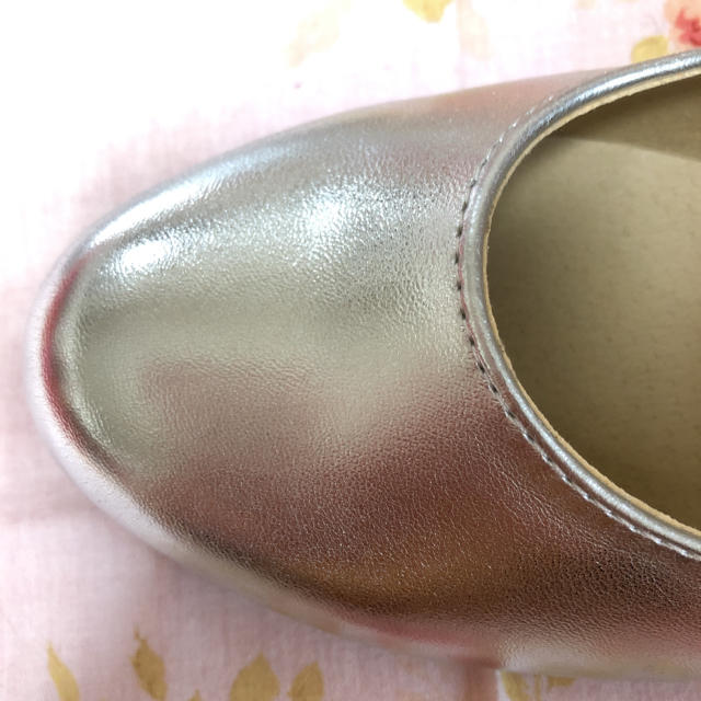 シルバー パンプス レディースの靴/シューズ(ハイヒール/パンプス)の商品写真
