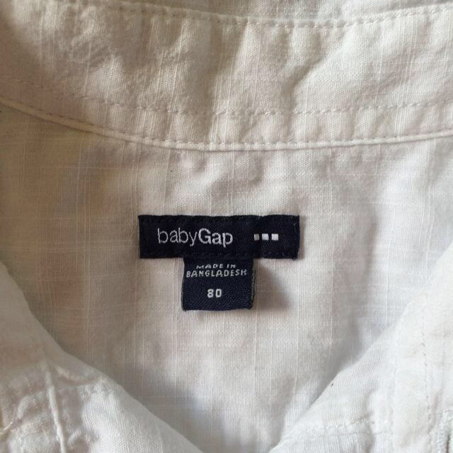 babyGAP(ベビーギャップ)のGap 白シャツ 80 キッズ/ベビー/マタニティのキッズ服男の子用(90cm~)(その他)の商品写真