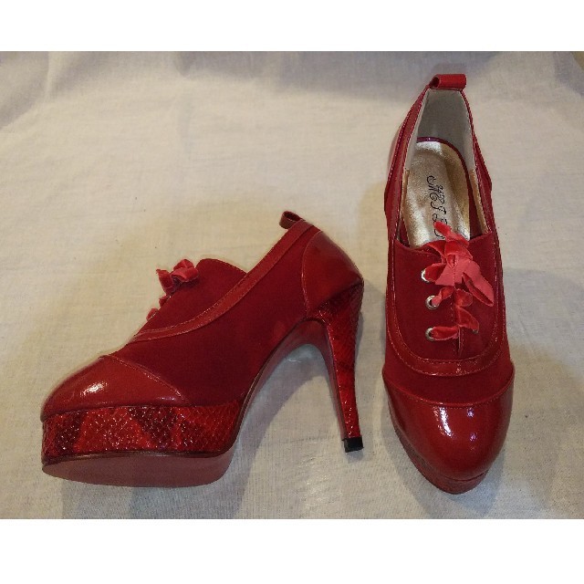 フェイクスエード×パイソン オックスフォード ハイヒール 赤 ３６ ゴシック レディースの靴/シューズ(ハイヒール/パンプス)の商品写真