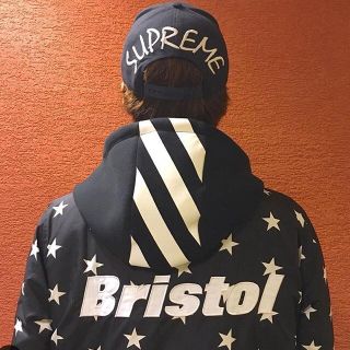 エフシーアールビー(F.C.R.B.)の期間限定値下げFCRB STAR COACH JACKET supreme(ナイロンジャケット)