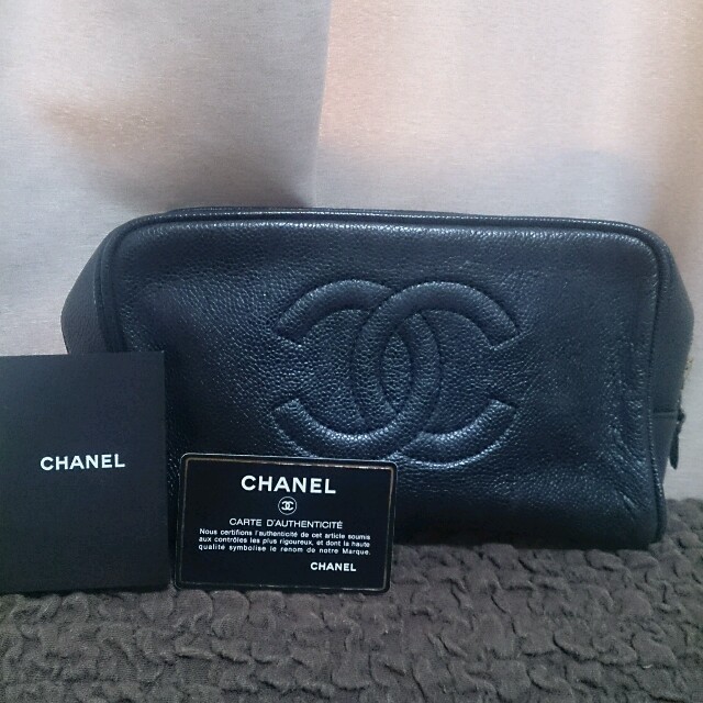 CHANEL(シャネル)のシャネル キャビアスキンクラッチポーチ レディースのファッション小物(ポーチ)の商品写真