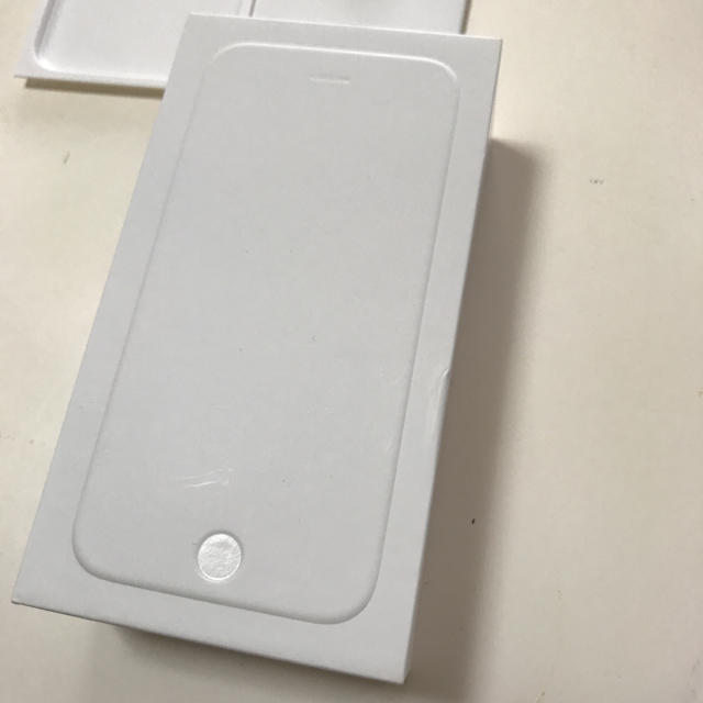 iPhone(アイフォーン)のiPhone6 空箱 スマホ/家電/カメラのスマホアクセサリー(iPhoneケース)の商品写真