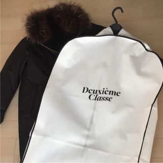 ドゥーズィエムクラス(DEUXIEME CLASSE)の最終★新品タグ付き★Deuxieme Classe DICROS ダウンコート(ダウンコート)