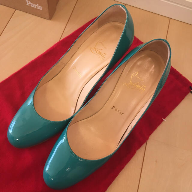 Christian Louboutin(クリスチャンルブタン)の美品❤️ ルブタン 綺麗色パテントパンプス 37 レディースの靴/シューズ(ハイヒール/パンプス)の商品写真