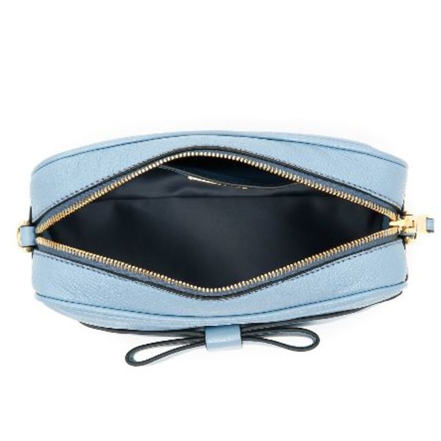 miumiu マドラスショルダーバッグ ブルー miumiu マドラスショルダーバッグ ブルー