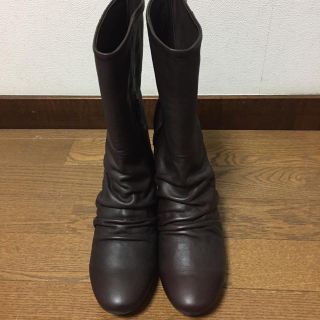 ☆美品♪ ARAVON  ( アラヴォン) ニューバランス　ブーツ　23.5cm