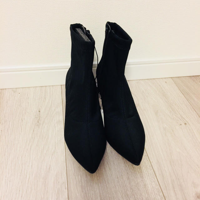 GU(ジーユー)の新品★GU ブーツ 2018 レディースの靴/シューズ(ブーツ)の商品写真