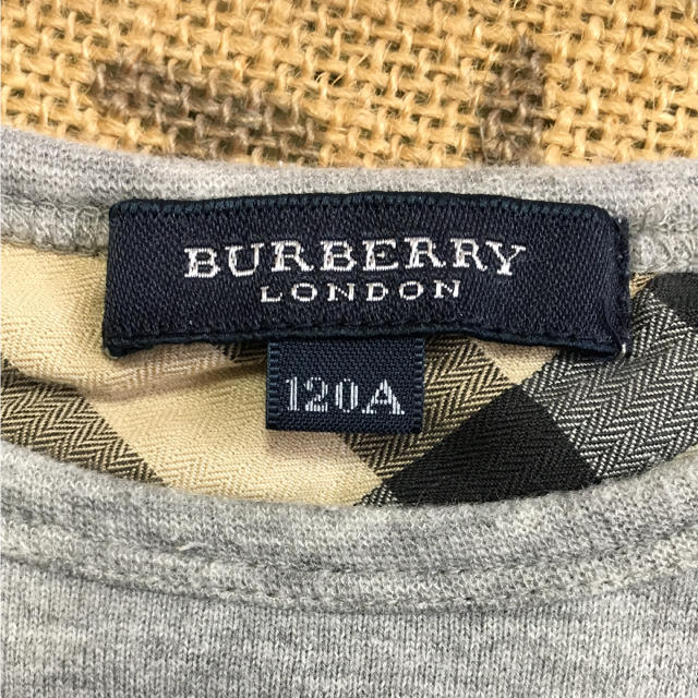 BURBERRY(バーバリー)のバーバリートップス キッズ/ベビー/マタニティのキッズ服女の子用(90cm~)(Tシャツ/カットソー)の商品写真