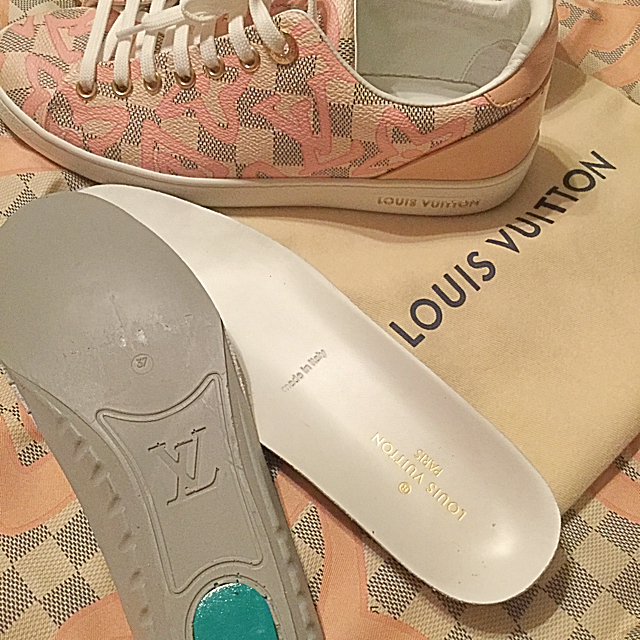 LOUIS VUITTON(ルイヴィトン)のレザー スニーカー   ダミエ アズール   レディースの靴/シューズ(スニーカー)の商品写真
