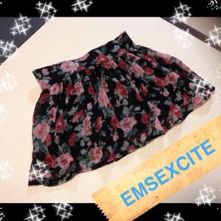 エムズエキサイト(EMSEXCITE)のなちゃーん様♡専用出品♡(ミニスカート)