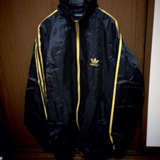 アディダス(adidas)のadidasジャージ(ブルゾン)