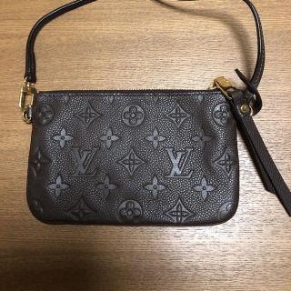 LOUIS VUITTON - ルイヴィトン アンプラントポーチの通販 by