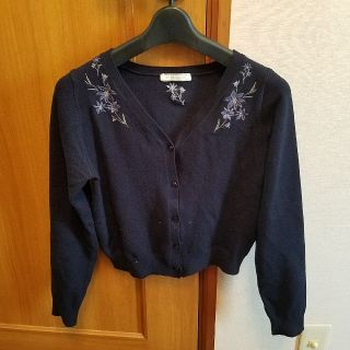 ビーラディエンス(BE RADIANCE)のビーラディエンス♡ネイビー♡花柄刺繍カーディガン♡未使用タグ有り(カーディガン)