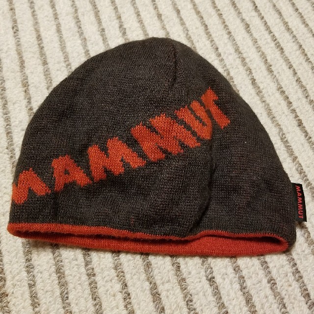 Mammut(マムート)のMAMMUT マムート　リバーシブルニットキャップ スポーツ/アウトドアのアウトドア(登山用品)の商品写真