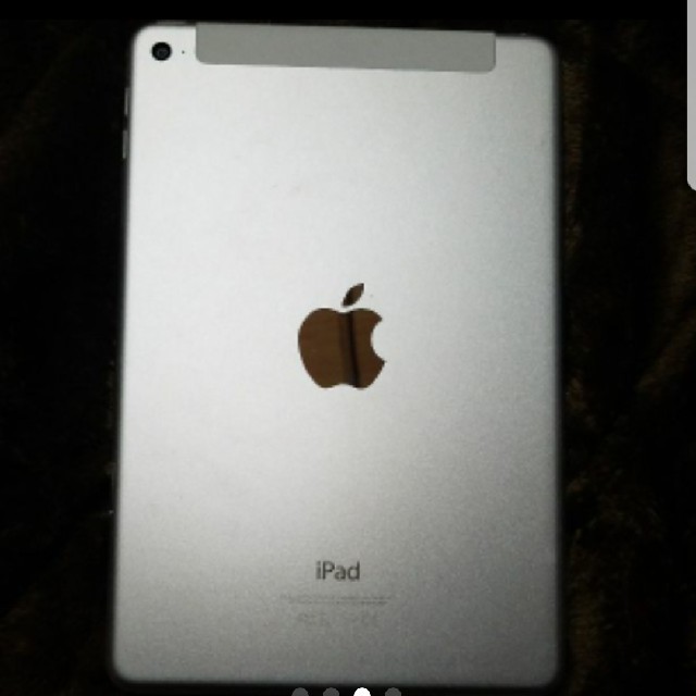 iPad(アイパッド)のiPadmini4　16ギガ　キャリアdocomo スマホ/家電/カメラのPC/タブレット(タブレット)の商品写真