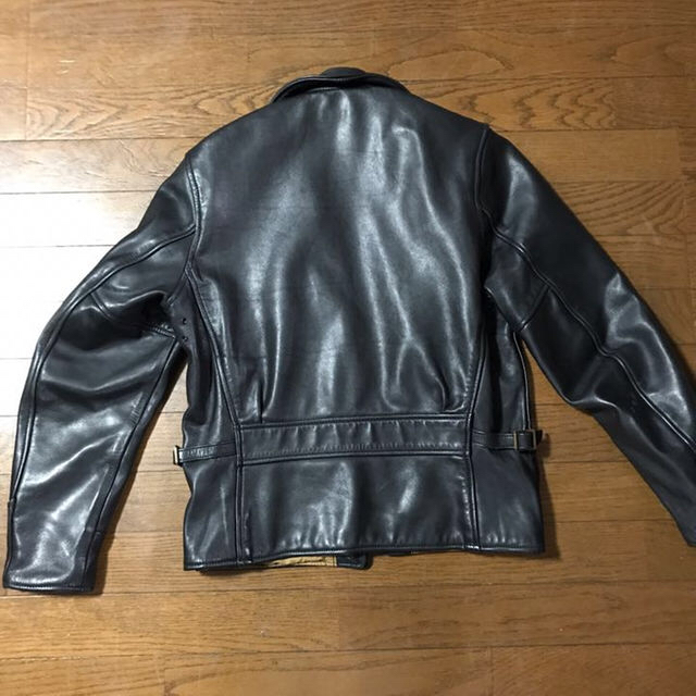 Lewis Leathers(ルイスレザー)のエディフィス別注 エアロレザー ハーフベルテッド ホースハイド 34 メンズのジャケット/アウター(ライダースジャケット)の商品写真