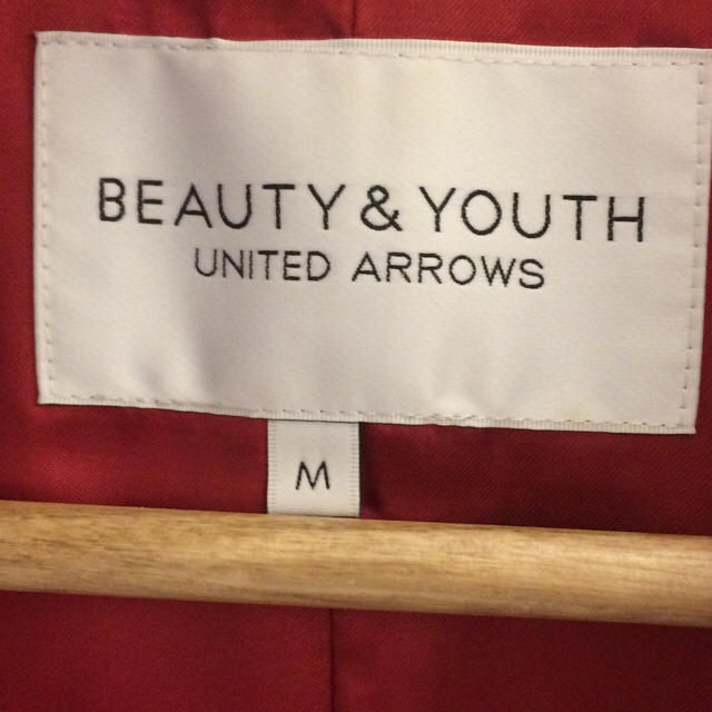 BEAUTY&YOUTH UNITED ARROWS(ビューティアンドユースユナイテッドアローズ)のわだちん様専用 BEAUTY&YOUTH  コート  赤 レディースのジャケット/アウター(チェスターコート)の商品写真