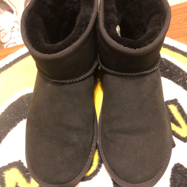 UGG ショートムートン