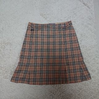 バーバリーブルーレーベル(BURBERRY BLUE LABEL)のBURBERRY スカート(ひざ丈スカート)