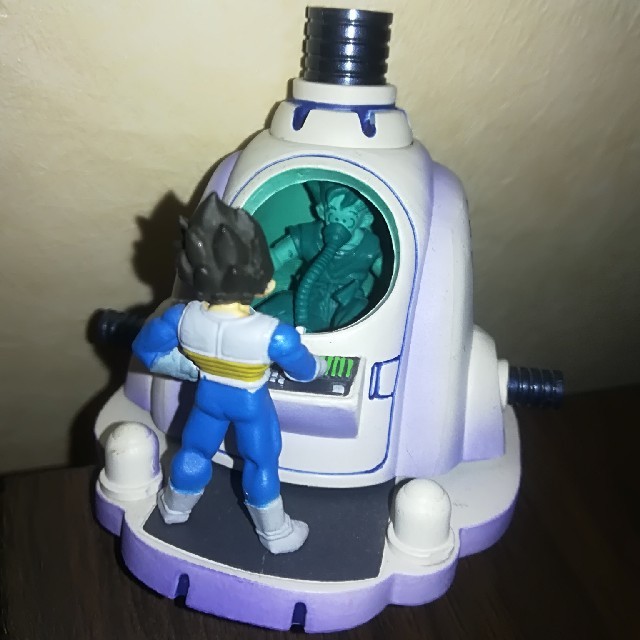 ブウ様専用!ドラゴンボールカプセルボーナスパーツ【悟空とベジータ】 | フリマアプリ ラクマ
