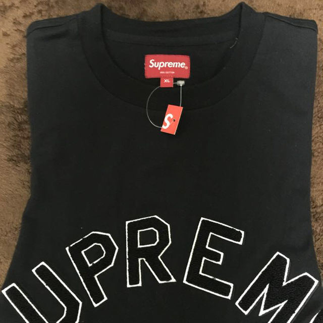 SUPREME アーチロゴTシャツ 1