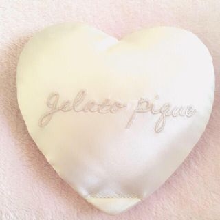 ジェラートピケ(gelato pique)の♡gelato pique♡完売♡サテンハートミラー♡ホワイト♡(ミラー)