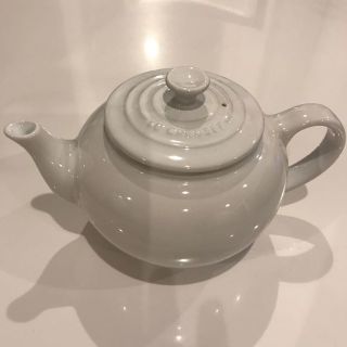 ルクルーゼ(LE CREUSET)のLE  CREUSET 白のポット(食器)