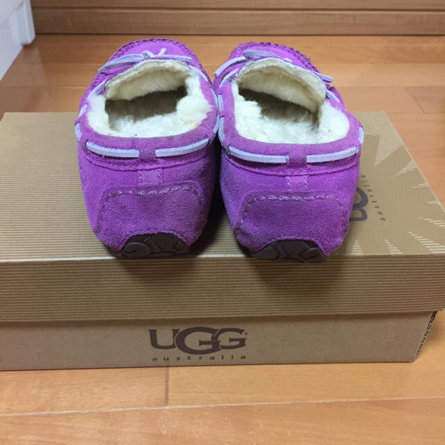 UGG(アグ)の三匹のお猿様専用‼︎UGG kids20センチ キッズ/ベビー/マタニティのキッズ靴/シューズ(15cm~)(ブーツ)の商品写真
