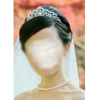 Vera Wang - 美品 Ivory&co アイボリー&コー Charlotte ティアラ箱付き